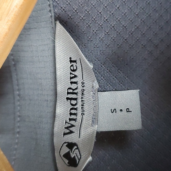 Wind River casual button down‎ light weight  fishing hiking. - Picture 7 of 9